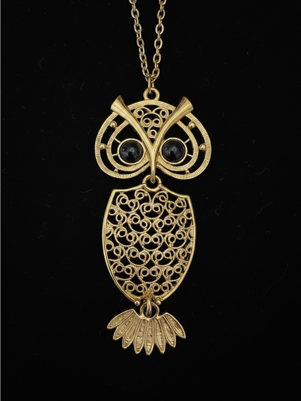 Vintage 1974 Sarah Coventry Nite-Owl Gold Filigree Pendant Necklace